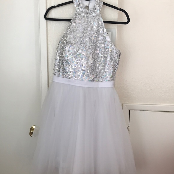 Dresses & Skirts - Evening dress
